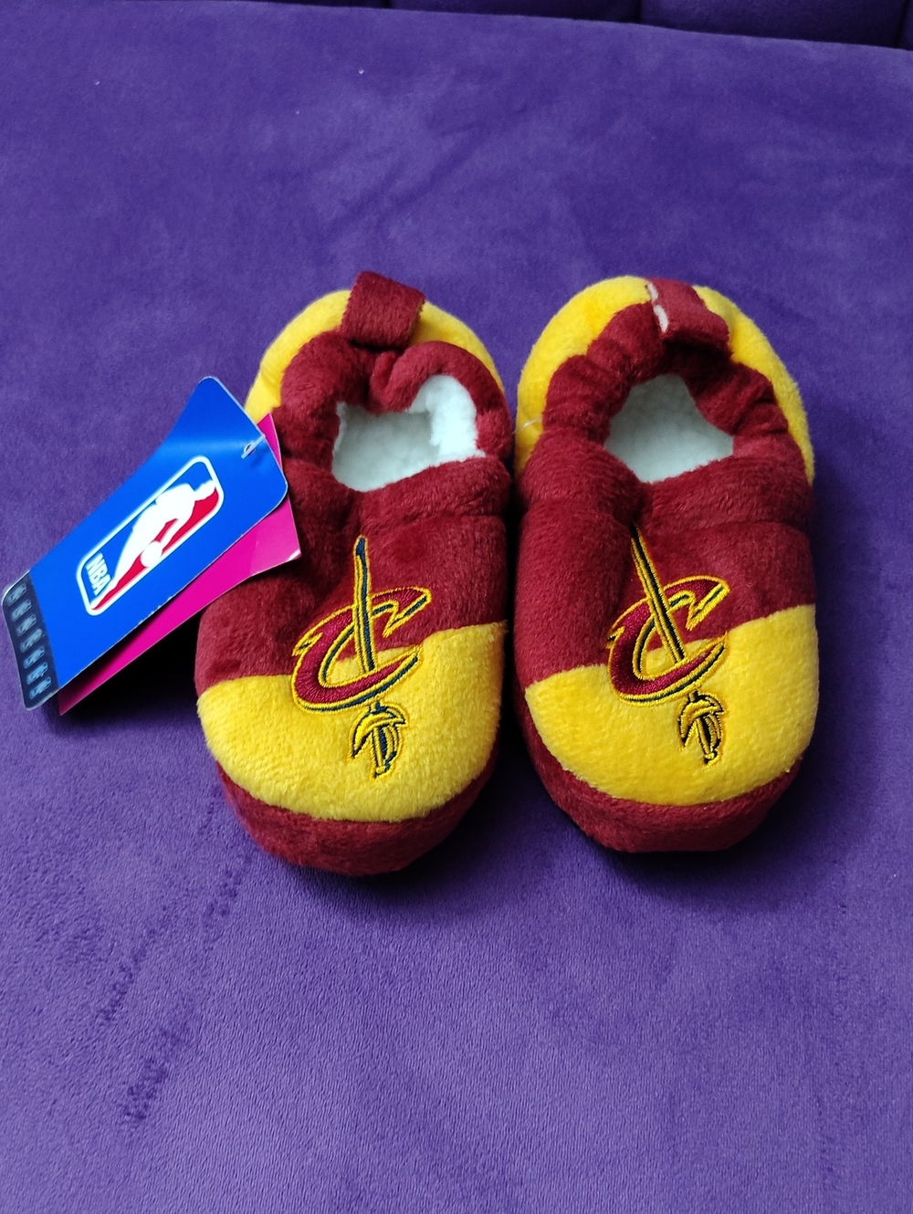 NBA Cleveland Cavaliers Infant Plush Slippers - Maroon & Yellow